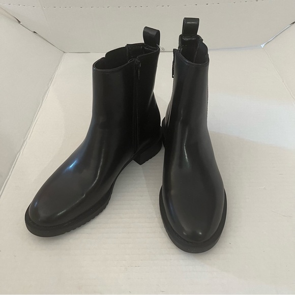 Worthington Booties Black Franz Block Heel Chelsea Boot Sz 9.5 NEW w/Damaged Box - Picture 4 of 14